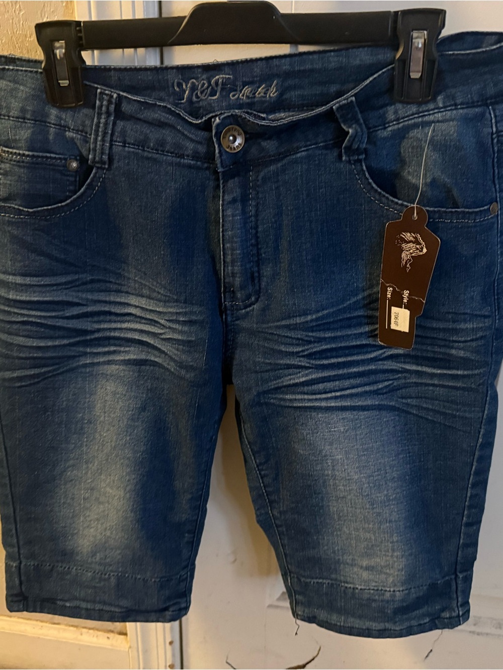 Women's Dark Blue Cropped Stretch Denim Shorts